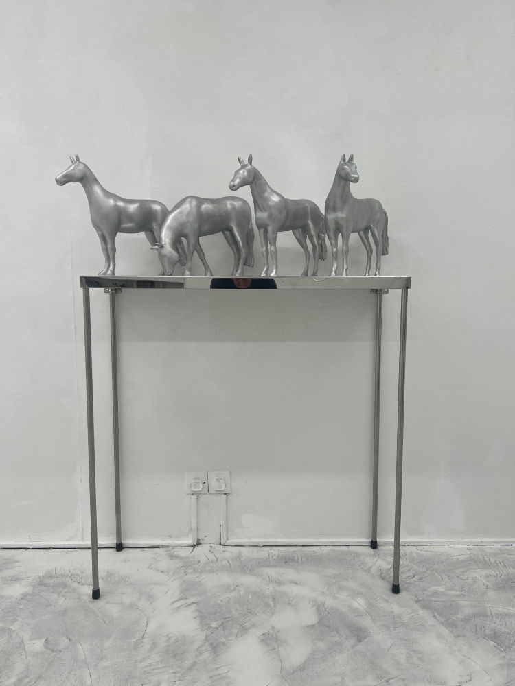 Jonathan Thomson Art | Karin Weber | Bodies Human and Horses